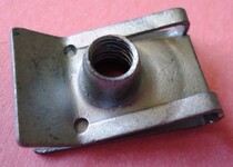 porca-modelo-clip-6-mm-16-x-24