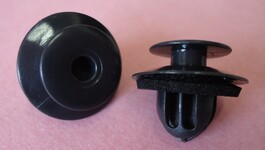 grampo-fixacao-alargador-paralamas-mitsubishi-pagero-l200