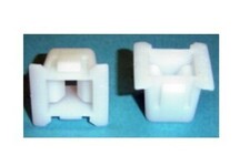 bucha-fixacao-farol-gm-corsa-vectra-omega